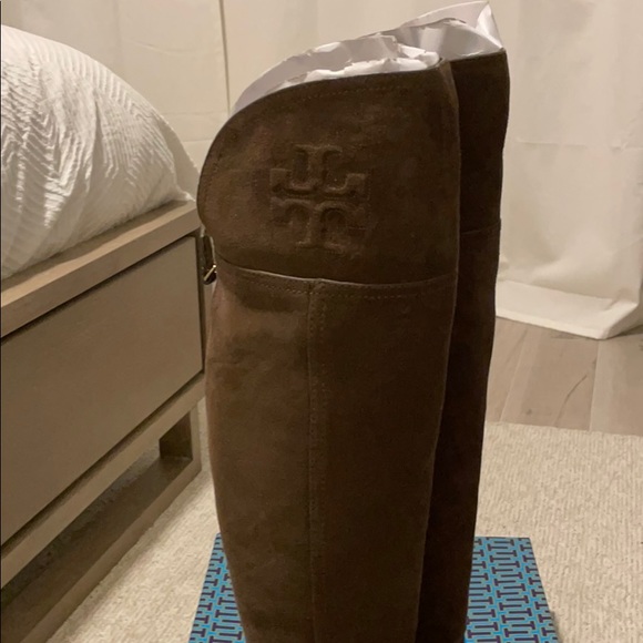Tory Burch Simone Over the Knee boots in box - Picture 9 of 12